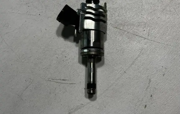 Toyota RAV 4 (XA50) Fuel injector 2325025010