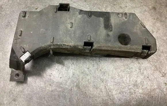 Nissan Almera N16 Front bumper mounting bracket 62222BN700