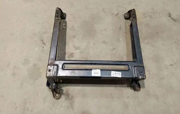 Audi Q7 4L Driver seat console base 7L0881677G