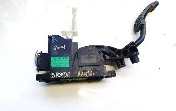 Skoda Octavia Mk1 (1U) Accelerator throttle pedal 0280752211 1j2721503j
