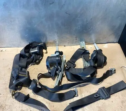 Mercedes-Benz S W126 Middle seatbelt (rear) 1248601185 1268603986 1248600585