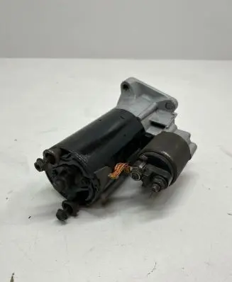 Volvo XC70 Starter motor 1005821794