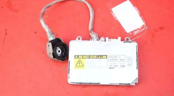 Land Rover Discovery 3 - LR3 Voltage converter/converter module 39000-17036