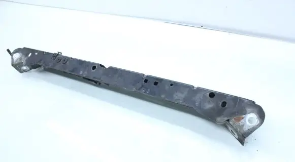 Opel Insignia A Top upper radiator support slam panel 13502340