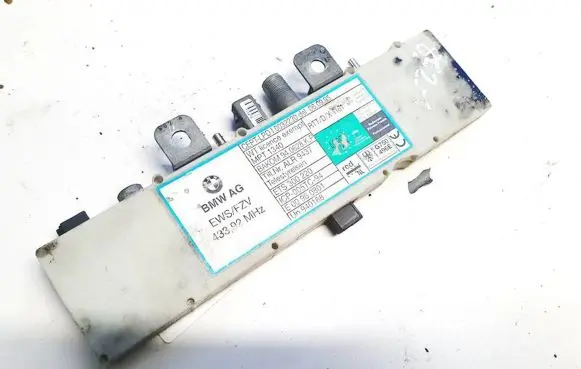 BMW 5 E39 Antenna control unit 65258368879 8368879