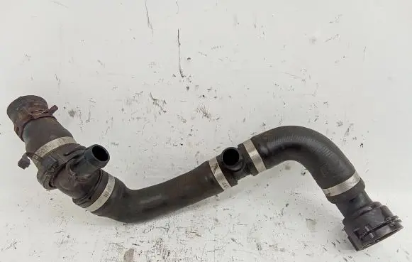 Volvo XC60 Engine coolant pipe/hose