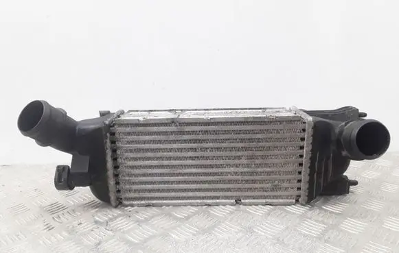 Citroen C5 Intercooler radiator 9645682880