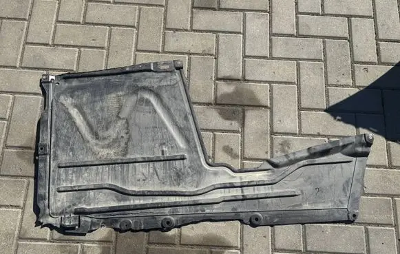 BMW 3 F30 F35 F31 Center/middle under tray cover 7241831