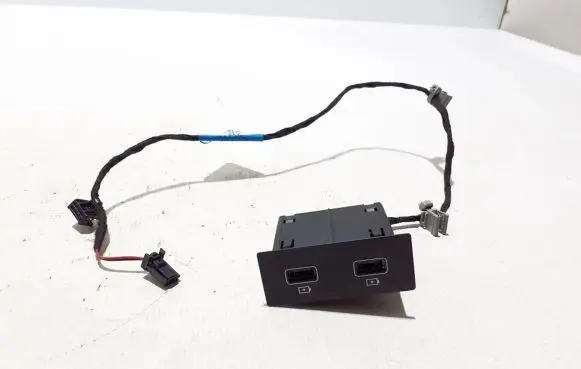 Renault Trafic III (X82) Other devices 280230033R