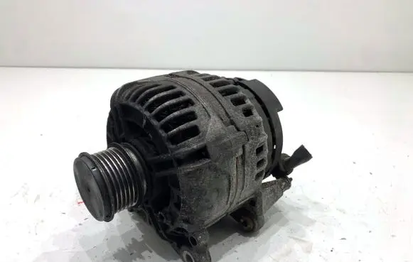 Audi A3 S3 8L Generator/alternator 028903028E
