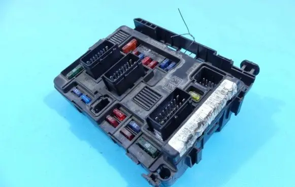 Citroen C5 Central body control module S118470003E IMPRK1321475