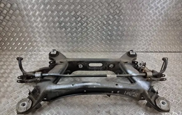 Mercedes-Benz GLC C253 Rear subframe 