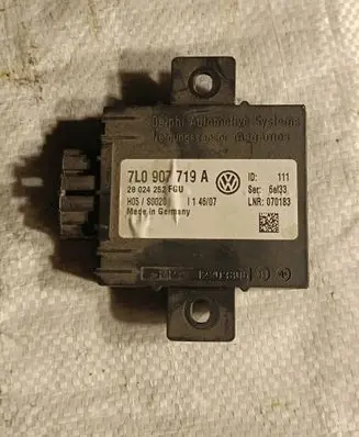 Volkswagen Touareg I Alarm control unit/module 7L0907719A 28024252FGU