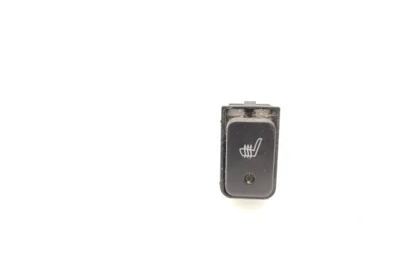 Suzuki Grand Vitara II Seat heating switch