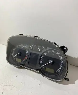 Skoda Octavia Mk1 (1U) Speedometer (instrument cluster) 1U0920810B 110080058007