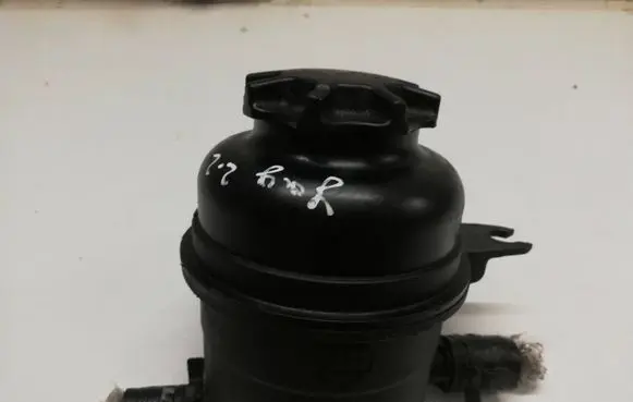 Jaguar X-Type Power steering fluid tank/reservoir