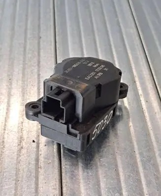 Ford Focus C-MAX Air flap motor/actuator 3M5H19E616AB EAD251170206