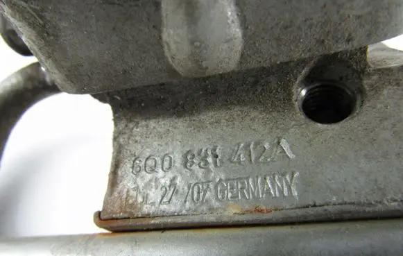 Seat Toledo III (5P) Front door hinge set 6Q0831412A