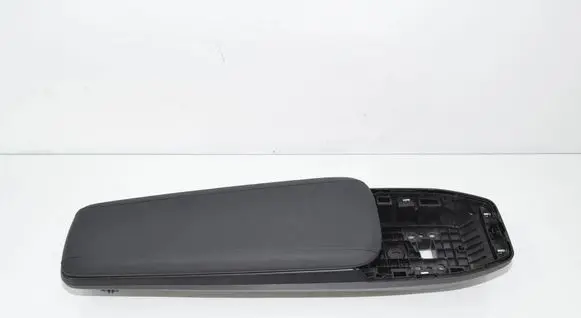 BMW iX1 Armrest 5A70569 51165A70569