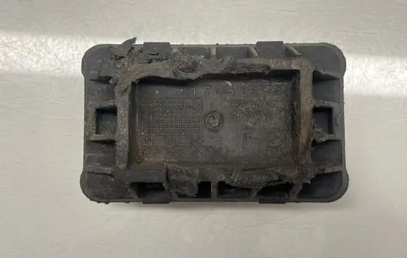BMW X4 F26 Jacking socket point 7065919