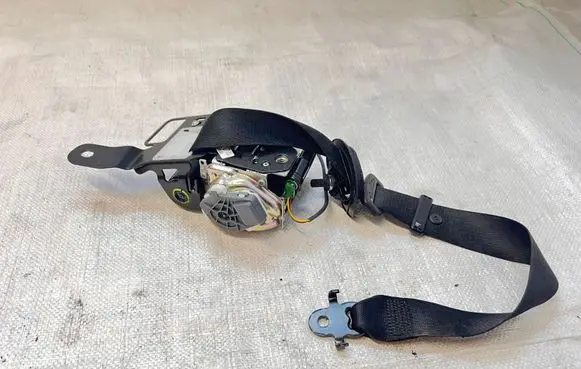 BMW X5 F15 Front seatbelt 628641500