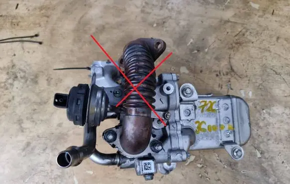 Renault Master III EGR valve cooler 147353806R MM12264