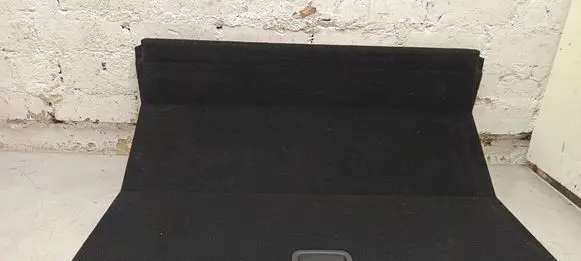 Trunk/boot floor carpet liner