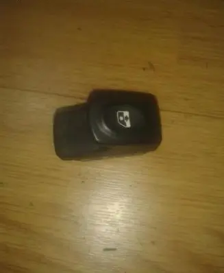 Renault Megane I Electric window control switch 015