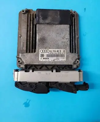 Audi Q7 4L Engine control unit/module 4L2910401B 0281018301