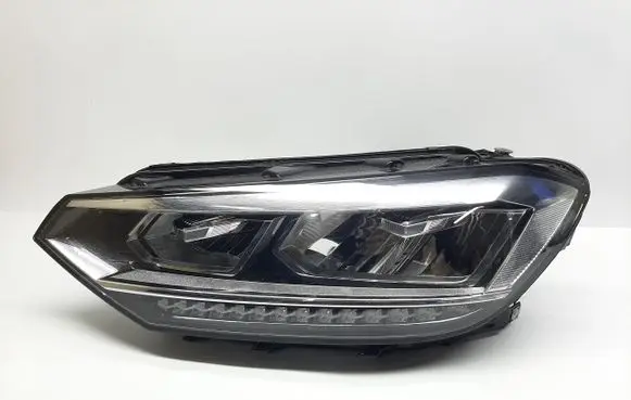 Volkswagen Touran III Headlight/headlamp 5TB941035E