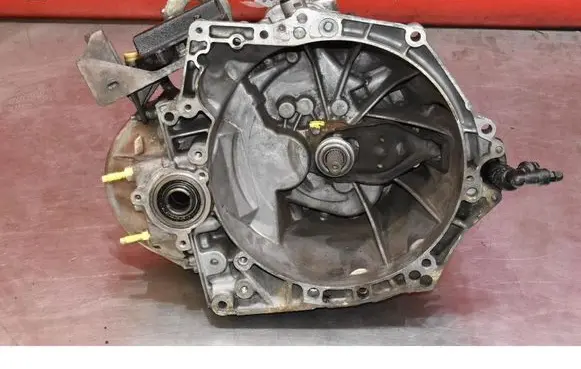 Peugeot 308 Manual 6 speed gearbox 20DP42