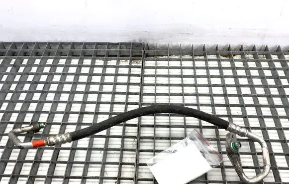 Hyundai ix35 Air conditioning (A/C) pipe/hose 977622Y650