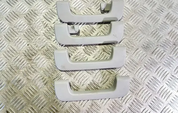 Audi A6 S6 C6 4F A set of handles for the ceiling 8P0857607M 8P0857607N