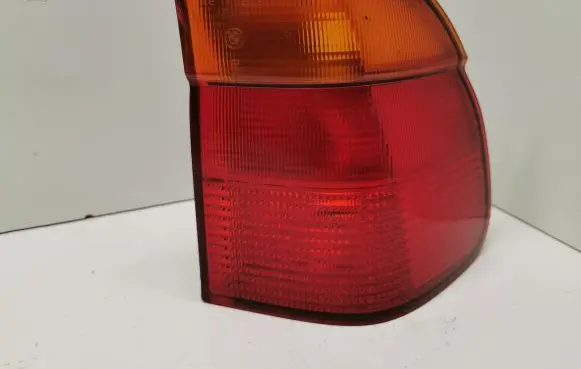 BMW 5 E39 Rear/tail lights 122570