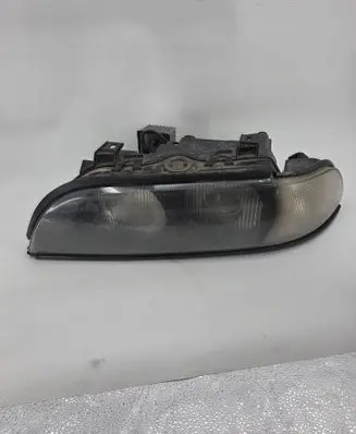 BMW 5 E39 Headlight/headlamp 8373165 12037310