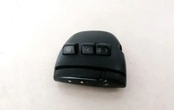 Toyota Avensis Verso Steering wheel buttons/switches 8623013010 86230-13010