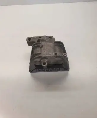 Audi A4 S4 B6 8E 8H Engine mount vacuum valve 1K0199262P