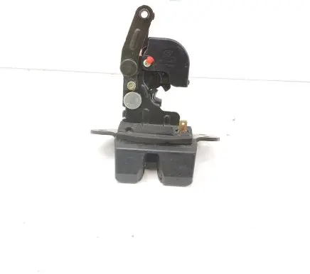 Hyundai Santa Fe Tailgate/trunk/boot lock/catch/latch 812302B000