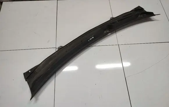 Wiper trim