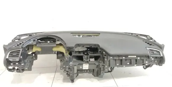 Mazda 6 Dashboard GMG560121 GMG560A61
