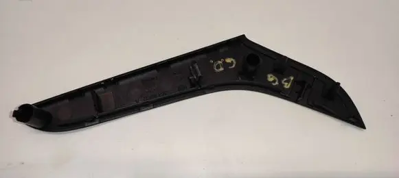 Volkswagen PASSAT B6 Rear door handle trim 3C4867372