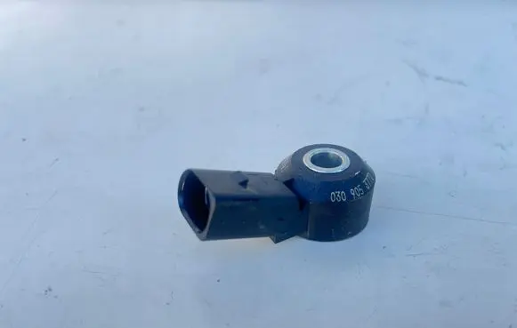 Audi Q7 4L Detonation knock sensor 030905377D