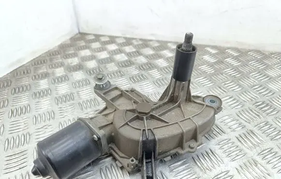 Citroen C4 I Picasso Wiper motor 53630347