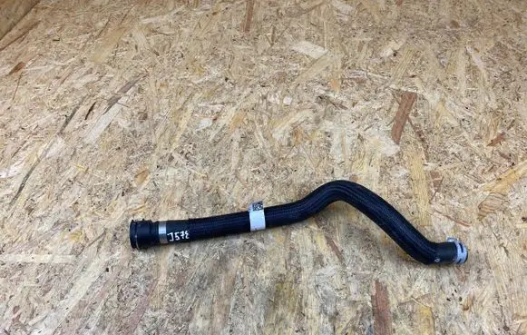 Land Rover Evoque II Engine coolant pipe/hose K8D28B504CA