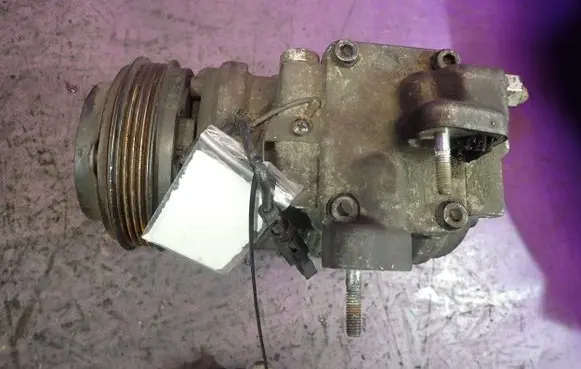 KIA Sorento Air conditioning (A/C) compressor (pump) 162502510