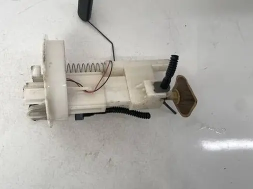 Subaru Legacy Fuel level sensor 