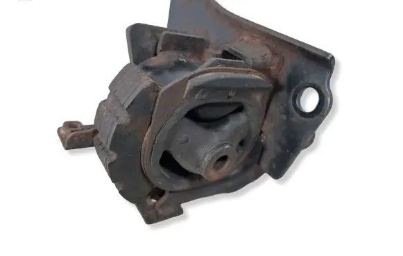 Toyota Corolla Verso AR10 Engine mount bracket 