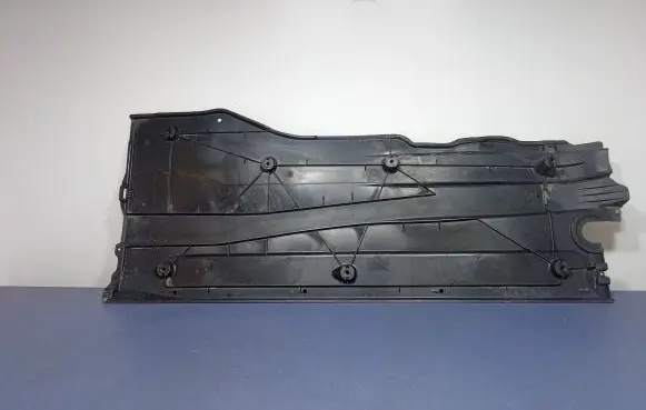 Front underbody cover/under tray