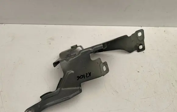 BMW 3 G20 G21 Fender mounting bracket 7419401