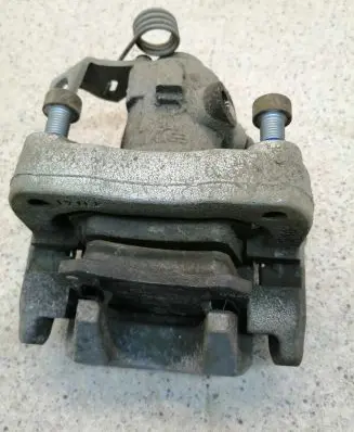 Citroen C3 Aircross Rear brake caliper 32055429